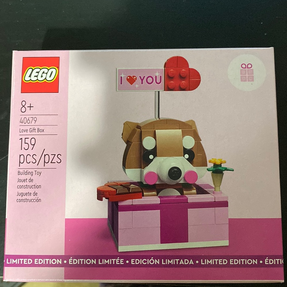 Limited Edition Lego Love Gift Box